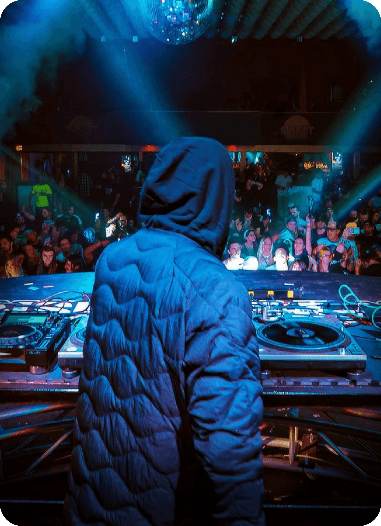 DJ